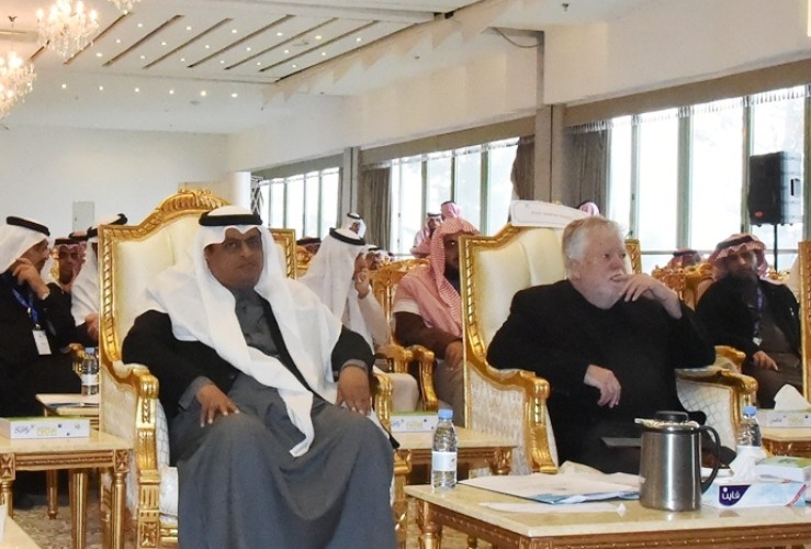 100 مشارك ومشاركة يبحثون التحول الرقمي لمهارات القرن 21 بتعليم عسير
