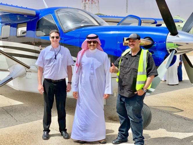 شاهد.. وصول طائرة الأمير سلطان بن سلمان الخاصة من أمريكا بعد 47 ساعة طيران