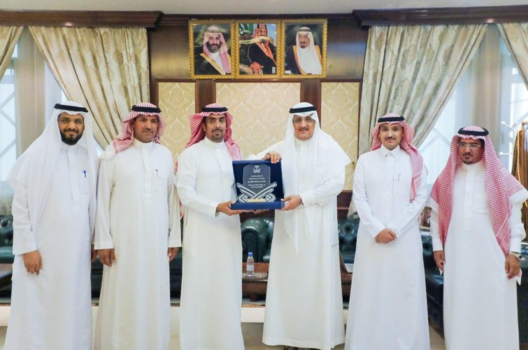 محافظ شقراء يلتقي برئيس اتحاد الرياضات اللاسلكية
