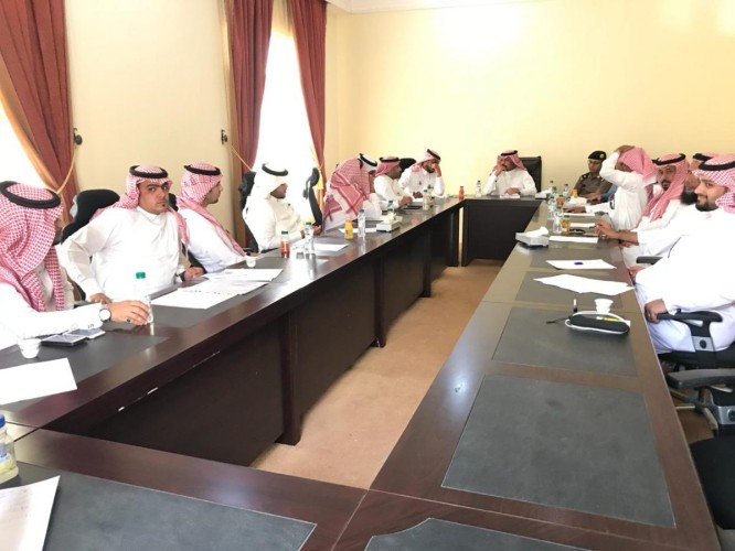 محافظ بيش يرأس اجتماع لجنة التنمية السياحية بالمحافظة