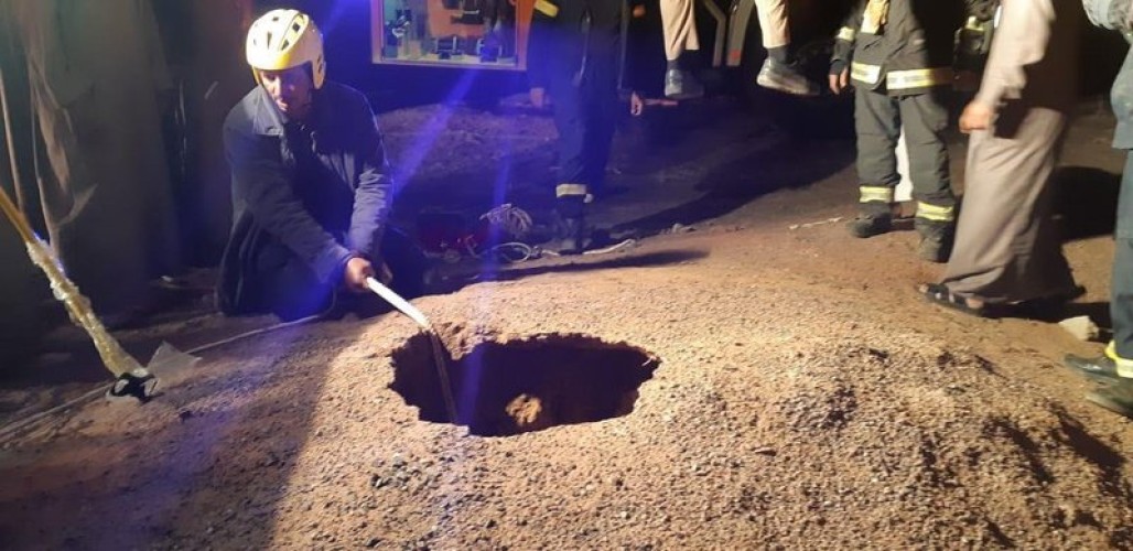 إنقاذ طفل بأحد قری حائل سقط في بئر إرتوازي