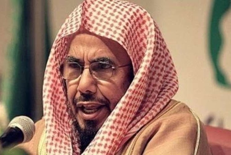 أُوقظ أبنائي للصلاة بالمنزل وأحياناً أفوتها .. هل بُرئت؟ “المطلق” يجيب سائلة بمعادلة “يتريقد”!