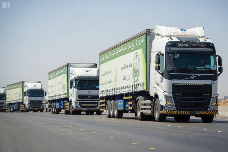 “الداخلية” توزع 6280 سلة من المواد الغذائية صدقات عن شهداء الواجب