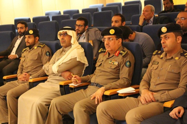 مدني عنيزة تنظم ورشة عمل ” لتطبيق معايير الوقاية والحماية من الحريق “