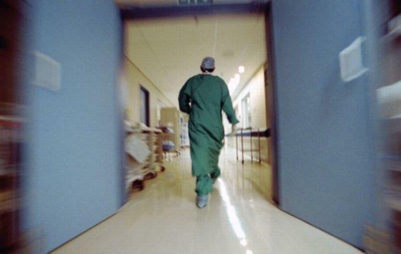 جازان: مقتل خمسيني بضربات “فأس” بجوار منزله.. والجاني يختفي