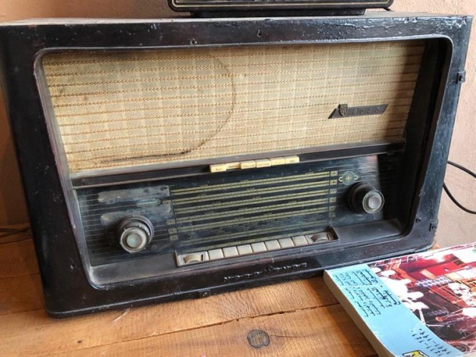 شاهد.. محتويات معرض “بيت العروس” ومتحف للمقتنيات القديمة في “شتاء طنطورة”