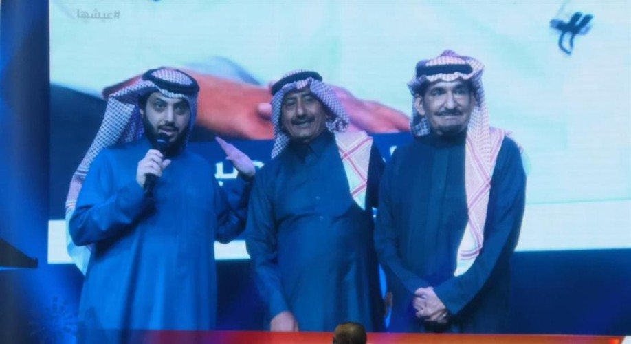 “السدحان”: مبادرة آل الشيخ مفاجأة.. وعملي مع “القصبي” سيبتعد عن “طاش”