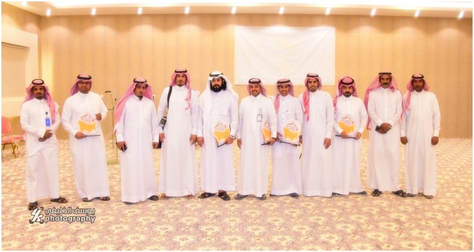 بلدية محافظة النبهانيه تكرم المشاركين في مهرجان العسل الأول