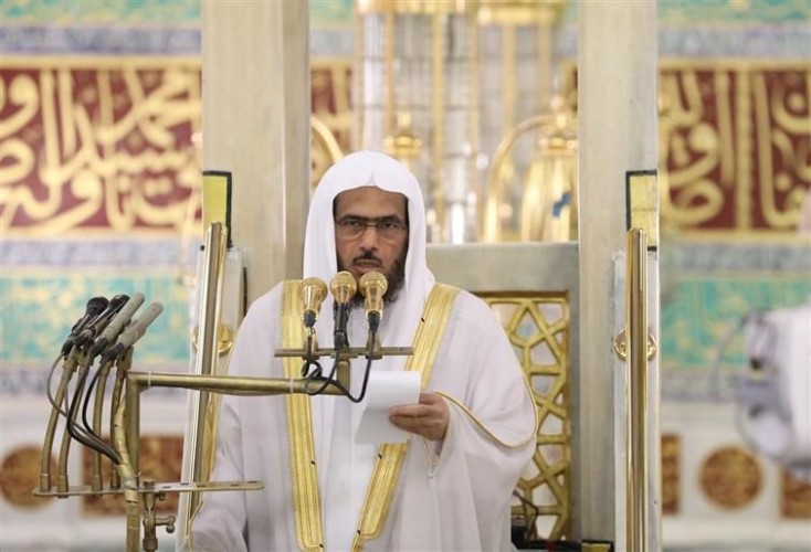 خطباء الجمعة في الحرمين الشريفين: الهجوم على معملي أرامكو عمل مأزوم وظلم عظيم في أحد الأشهر الحرُم