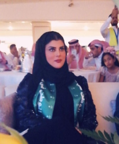 الأميرة دعاء بنت محمد ترفع شعار ( نعم سعوديون ونفتخر )
