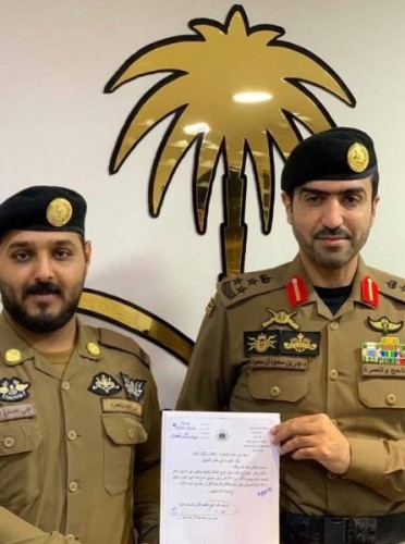 أمن المسجد الحرام يضبط متسولًا بحوزته 31 ألف ريال