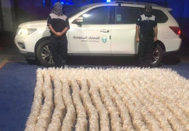 ضبط 8.6 مليون حبة كبتاجون مخبأة داخل إرسالية “عصائر” بميناء الملك عبدالله برابغ
