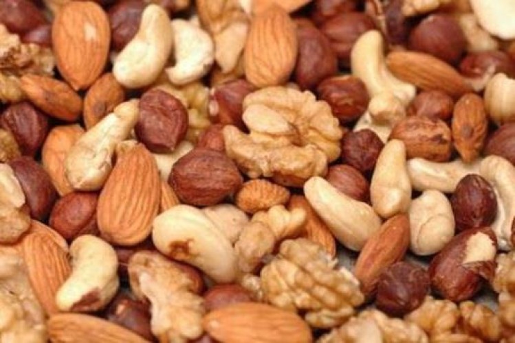 لفقدان الوزن.. عليك بالمكسرات