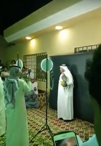 شاهد.. بيع أغلى “فرخة شاهين” على مستوى مزادات الخليج العربي