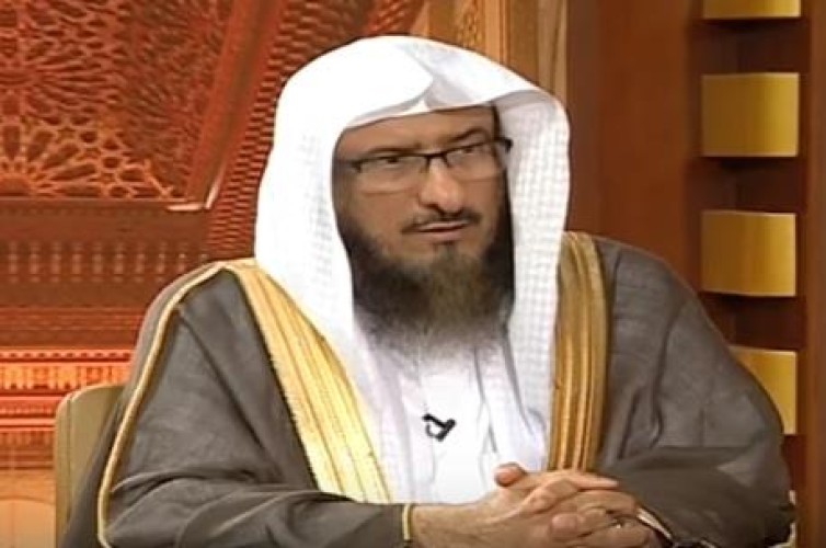 “الماجد ” : فرش الأسنان تقوم مقام السواك