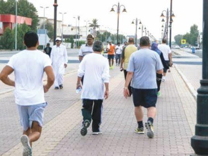 استشاري يوضح صحة مقولة إن “ممارسة الرياضية تغني عن ترك التدخين”