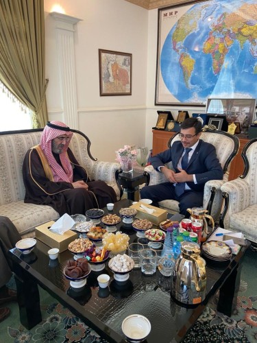 سفارة أوزباكستان تستقبل الأمين العام للندوة العالمية