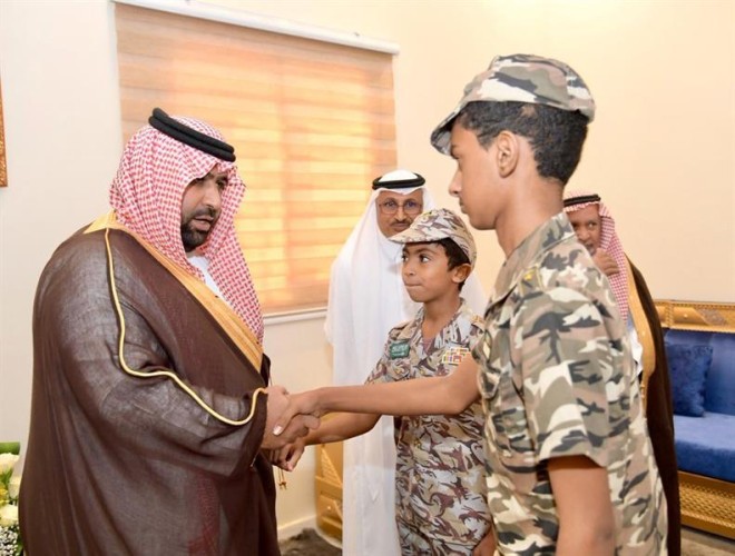 أبناء شهداء الواجب: نحن على درب آبائنا سائرون.. ونائب أمير جازان يرد: أنتم أبطال أبناء أبطال (فيديو)