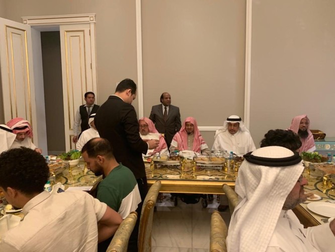 مركز الدكتور “ناصر الرشيد” لرعاية الأيتام يختتم رحلة سياحية ترفيهية لـ”جدة”