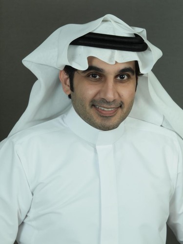 الدكتور زكي المانع استشاري طب الاسرة : تكثيف التوعية الصحية للحد من كيس الأدوية للمريض