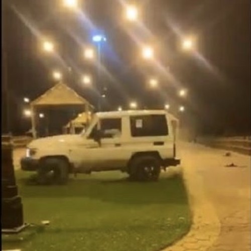 القبض على قائد مركبة اقتحم حديقة عامة .. والتفحيط داخل محيطها !