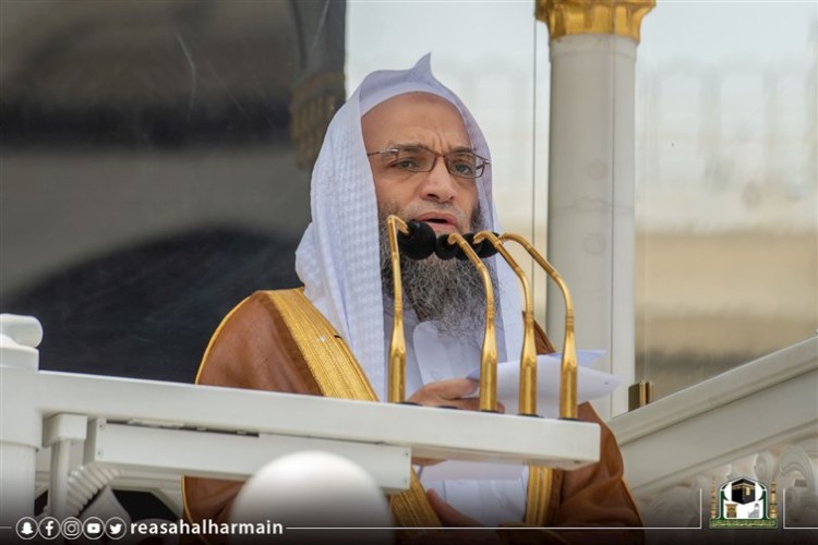 خطيب المسجد الحرام: كلما قويت معرفةُ الله في قلب العبد عظُم إقبالُه عليه