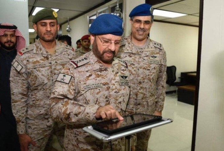 بالصور.. رئيس هيئة الأركان يفتتح أول قسم نسائي عسكري بالقوات المسلحة