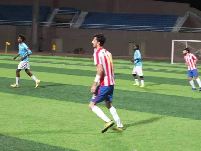 في دور الاربعة كشافون اوروبيون يقتنصون مواهب بطولة الجاليات بجدة