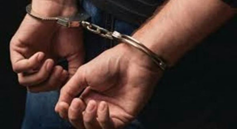 القبض على مواطن عثر بحوزته على مواد مخدرة وسلاح ناري على طريق بـ”الطائف”