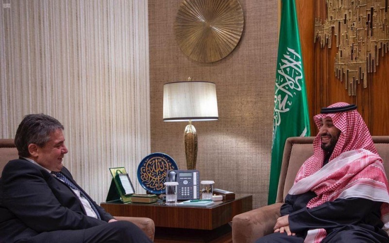 ولي العهد يلتقي وزير الخارجية الألماني السابق