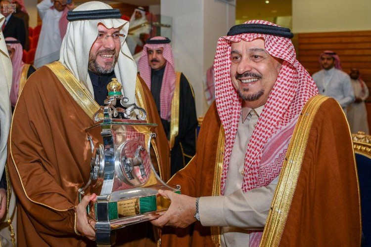 سمو أمير منطقة الرياض يرعى حفل سباق نادي الفروسية السنوي على كأسي خادم الحرمين الشريفين لخيل الإنتاج والمستورد