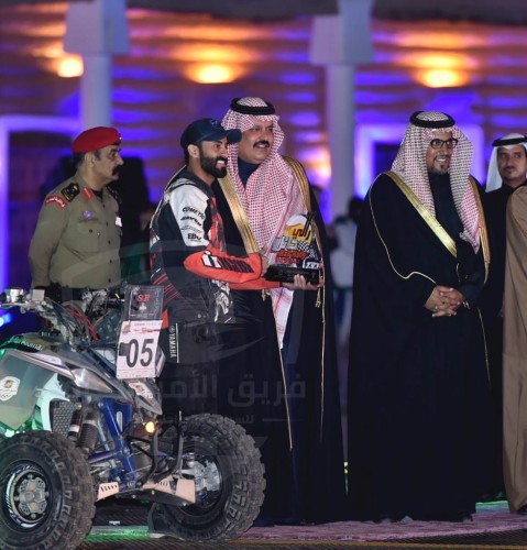 أمير منطقة حائل يشيد بالأمن العام في رالي حائل نيسان الدولي ٢٠٢٠ تنظيماً ومشاركة خلال التتويج بألقاب المراكز المتقدمة