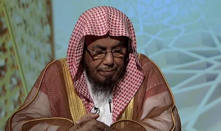 “المطلق”: يكشف حكم دفع الزكاة في إسقاط غرامات ساهر