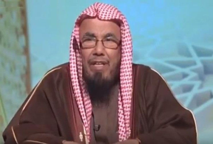 “المطلق” يجدد دعوته لتعيين “مفتيات” في الأمور التي تخصّ النساء