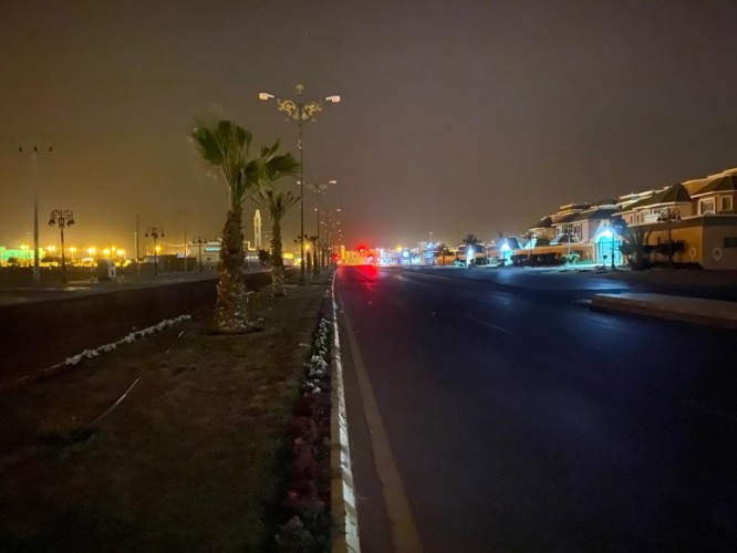 بالصور : بلدية محافظة تيماء تشارك بالحدث العالمي “ساعة الأرض”