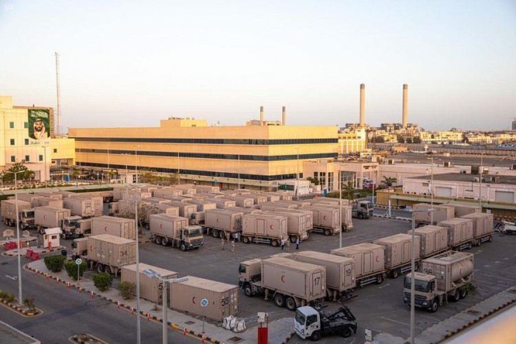 بدء الخدمات الطبية للقوات المسلحة بتوزيع وإنشاء مستشفياتها المتنقلة لمكافحة كورونا