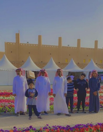 رئيس قسم البرامج والأنشطة بدار التوجية الإجتماعي بـ”بريدة” ينفذ زيارة لمعرض القصيم للكتاب بعنيزة