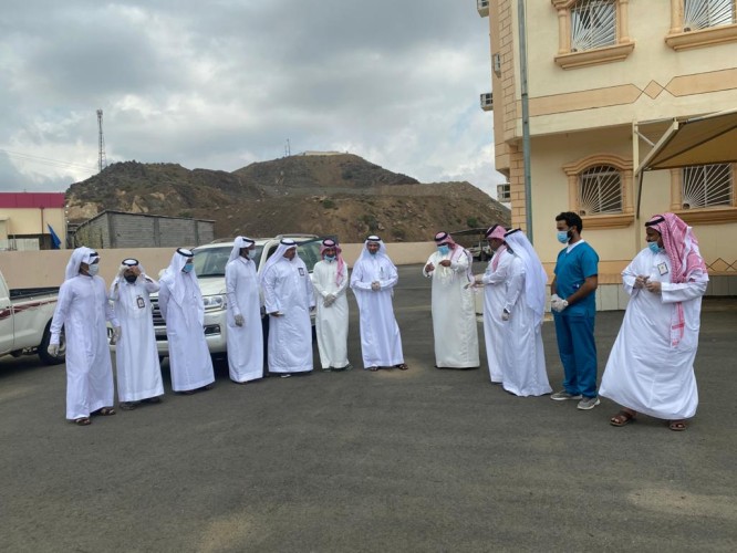 ابو قرن يتابع الإجراءات الاحترازية لمكافحة فيروس كورونا بمحافظة الريث