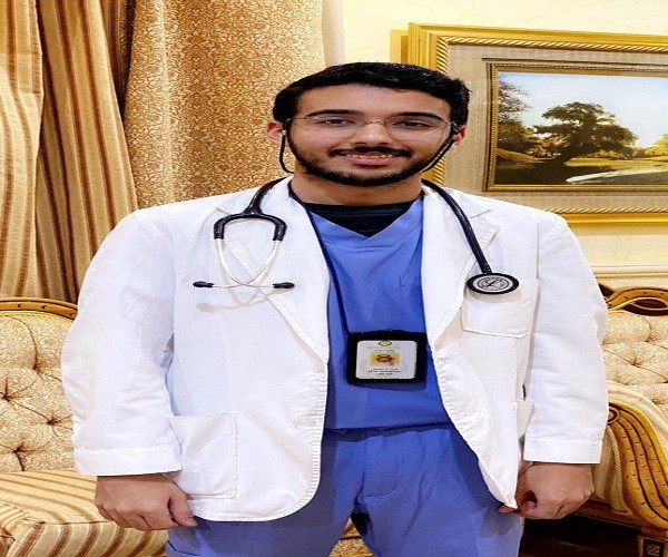 العميد آل سليمان يحتفل بالدكتور فراس