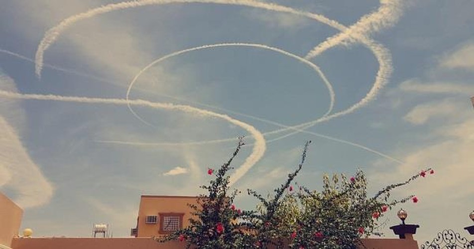 سحب بشكل غريب تظهر في سماء نجران .. وهذا كان رد الأرصاد!