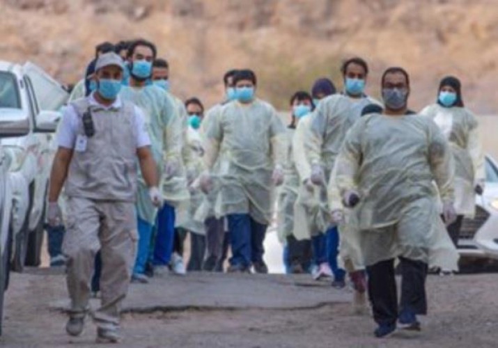 بالفيديو.. رصد حالتين مصابين بفيروس كورونا عن طريق المسح النشط لفحص العمالة