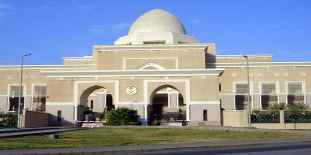 أول رد من إمارة المدينة المنورة بشأن التسجيلات والمقاطع المنسوبة لنائب أمير المنطقة