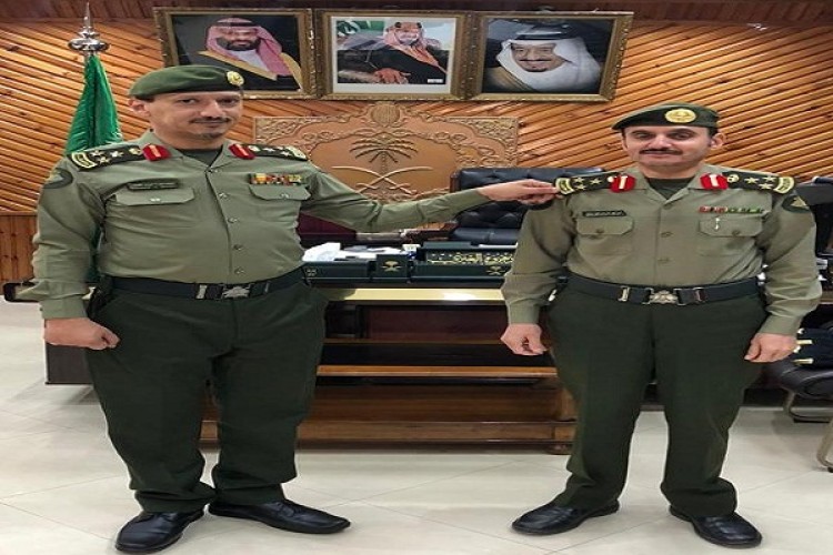 مساعد مدير جوازات الباحة يقلد العقيد سعيد مشرف رتبته الجديدة