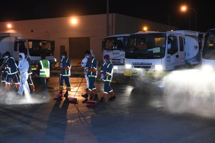 أمانة الشرقية تنفذ أكثر من ٤٦0 جولة رقابية .. وتعقم أكثر من ١١٤٤ موقعا