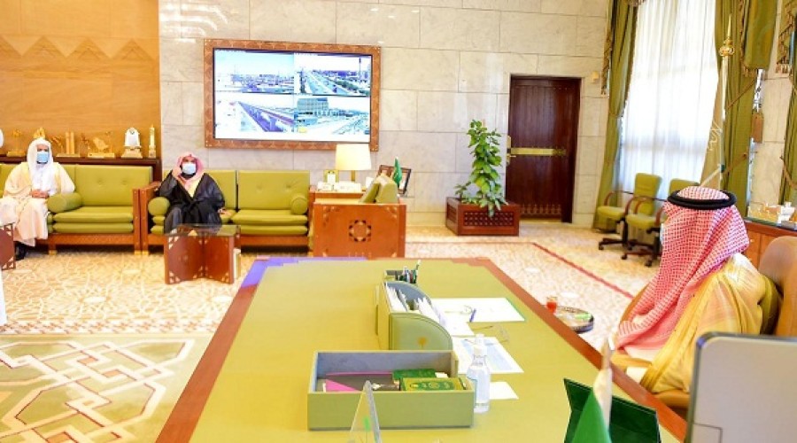 سمو أمير منطقة الرياض يستقبل رئيسي المحكمة العامة والمحكمة الجزائية بالمنطقة