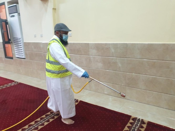 اكثر من ١٠٠ متطوع في انطلاق مبادرة لنعود مطمئنين لتهيئة مساجد مدينة العيون بالأحساء