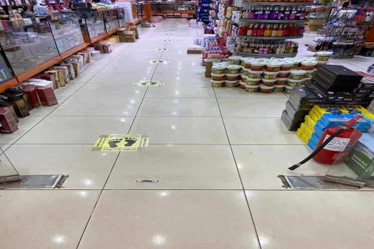 خلال يومين .. أمانة تبوك تخالف 24 منشأة تجارية بالمنطقة لعدم إلتزامها بالإجراءات الإحترازية