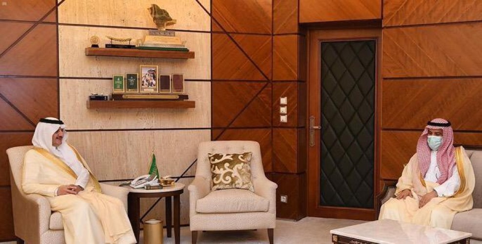 سمو أمير الشرقية يلتقي رئيس مجلس إدارة غرفة الشرقية