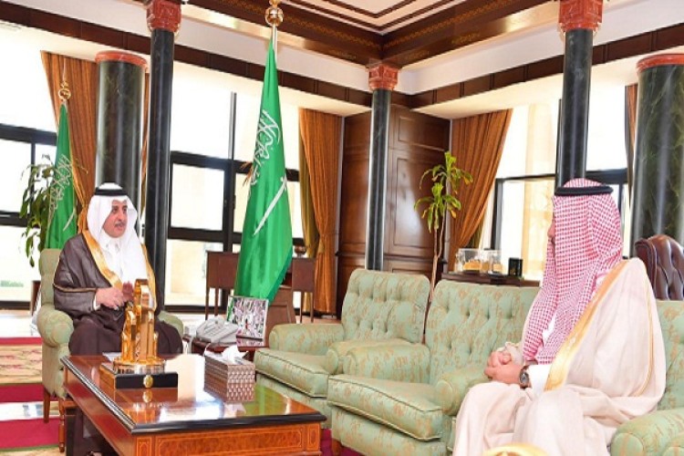 أميرتبوك يثمن الجهود التي يبذلها منسوبي فرع وزارة التجارة بالمنطقة خلال جائحة كورونا