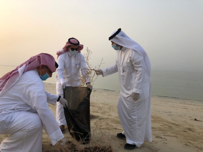 بلدية محافظة الخفجي: تُطلق حملة “معاً لكورنيش جميل”